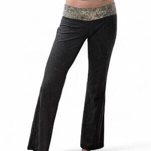 Vintage Everlast low rise flare yoga pants